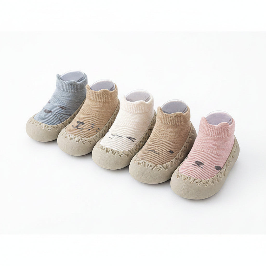 Comfortable soft sole shoes for baby and toddler