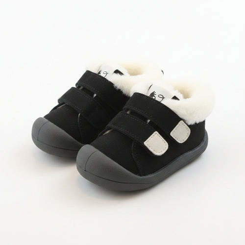 Comfortable kids shoes for boys and girls